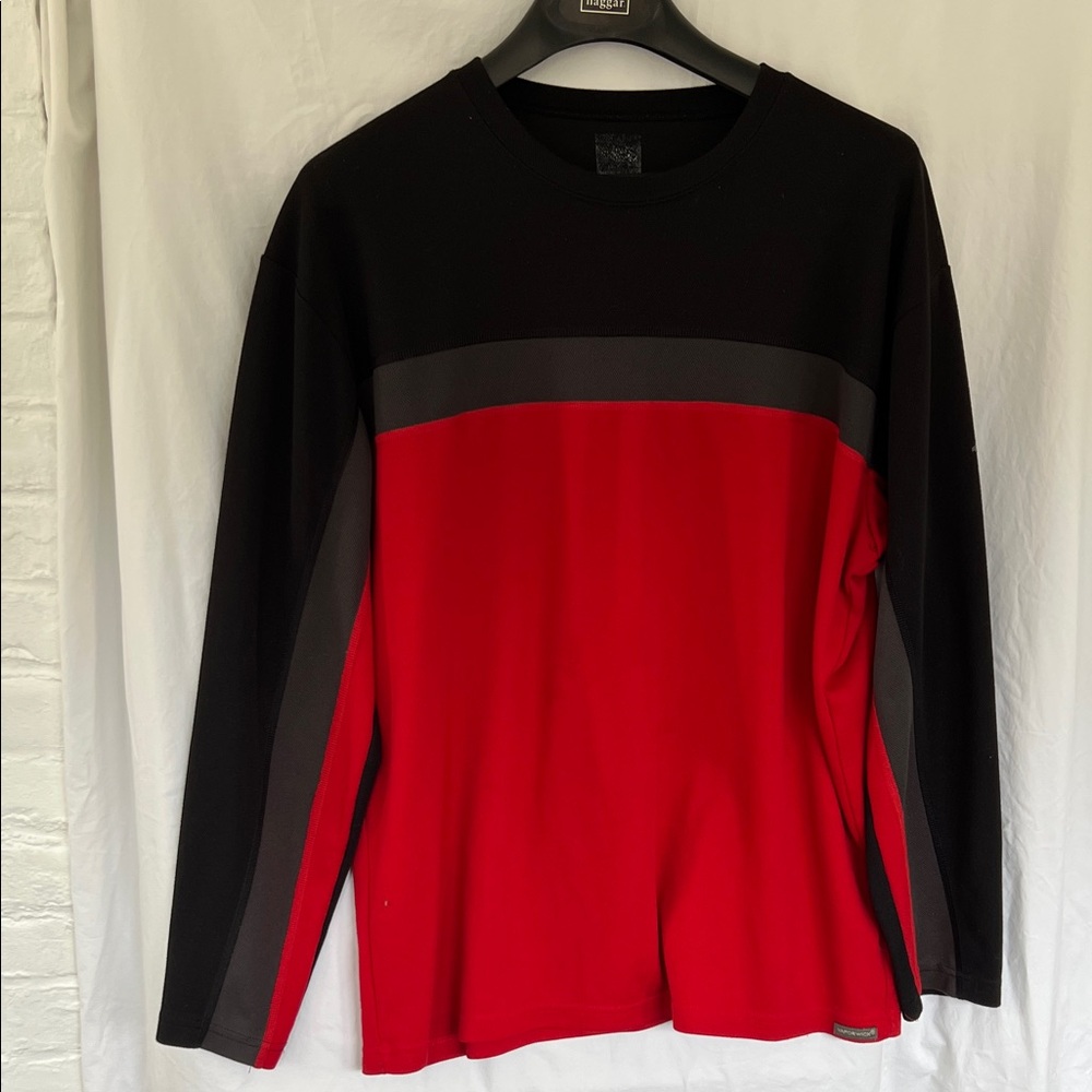 North Face Vintage Red and Black Long Sleeve Shirt, great for layering Men’s XXL
